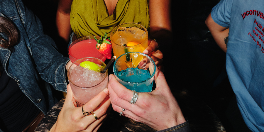 4 cocktails