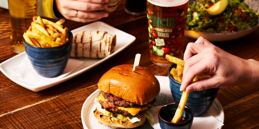 Lunch & Drink at Social Pub & Kitchen