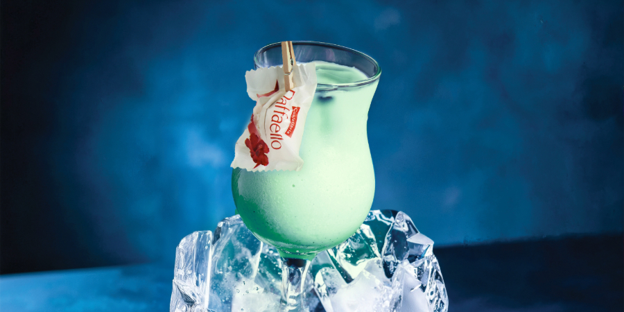 Runaway Snowball cocktail Runaway Snowball cocktail