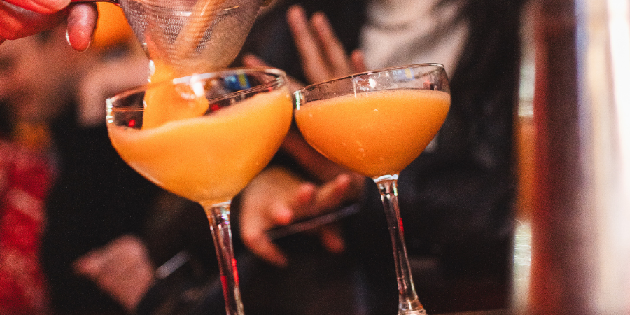 CHRISTMAS COCKTAIL CLASSES