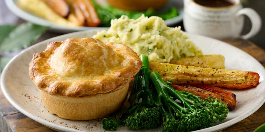 Steak & Venision Pie- Award Winning Dishes 