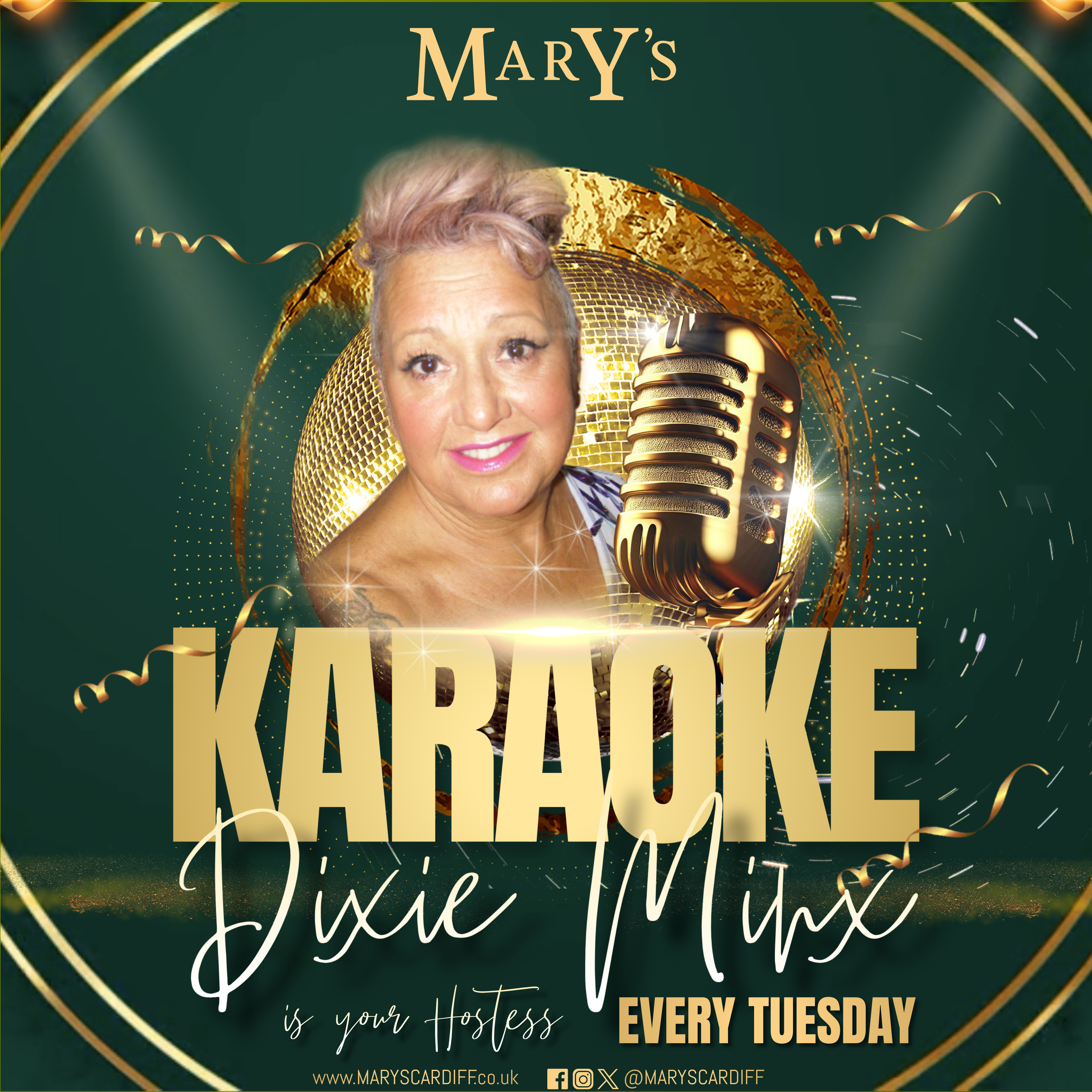 Karaoke With Dixie Minx