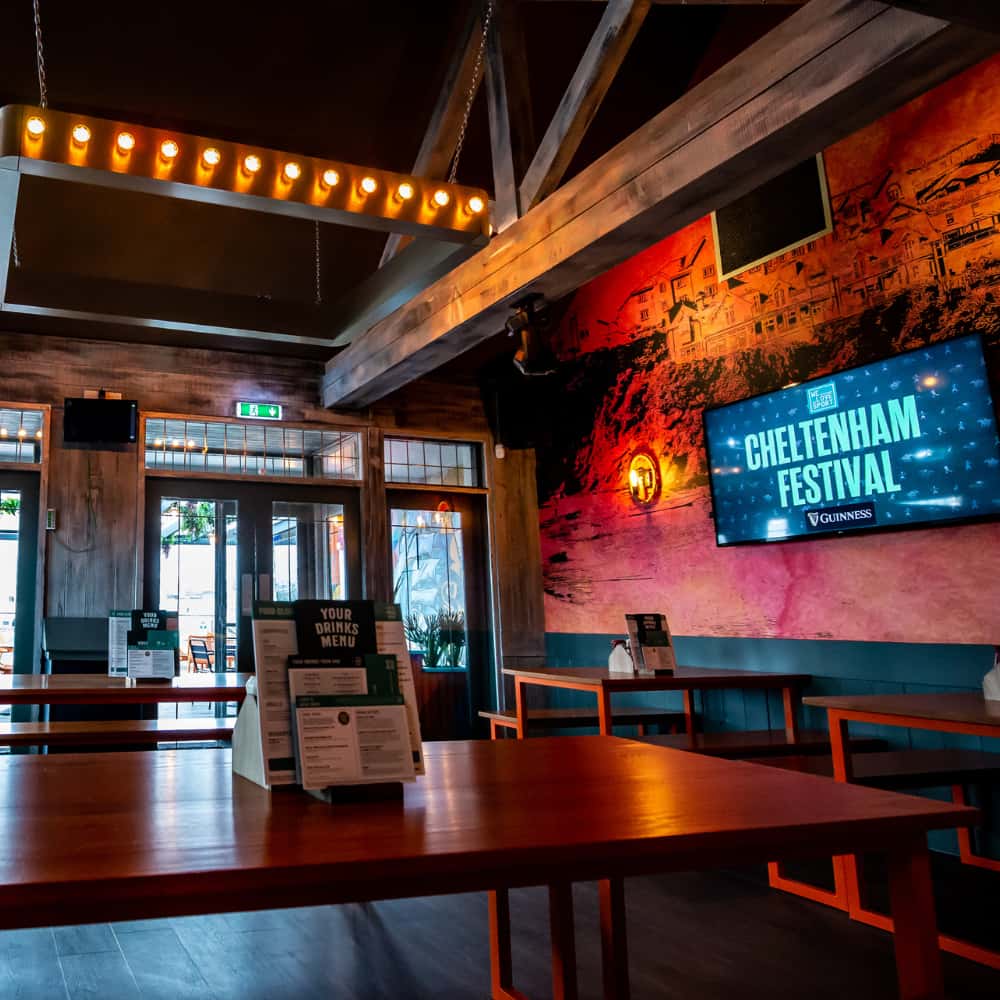 Watch all your favourite live sports at the Sailors Arms