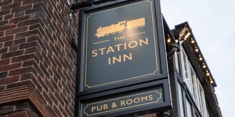 Station Inn Whitby External Sign