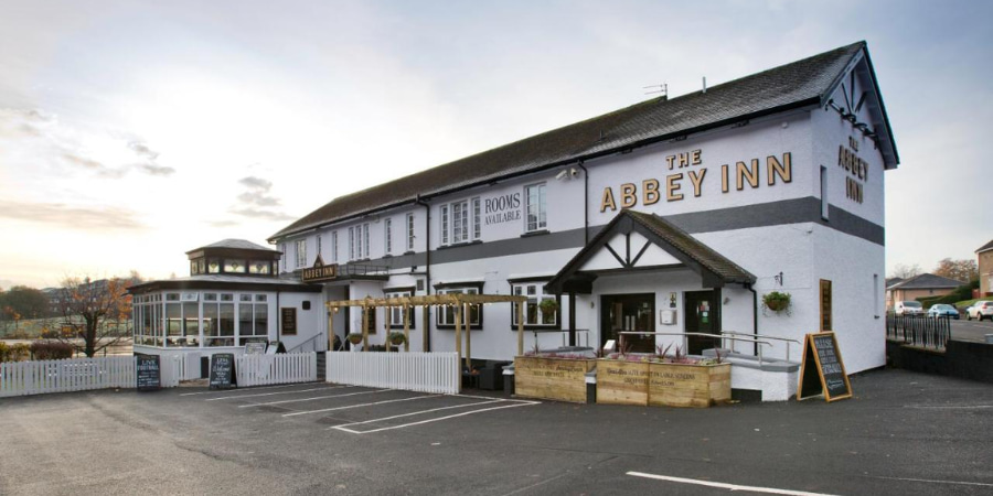 External view of Abbey Inn Paisley