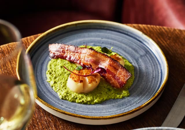 Pan Fried Scallops at Tattershall Castle Whitehall | Book Now