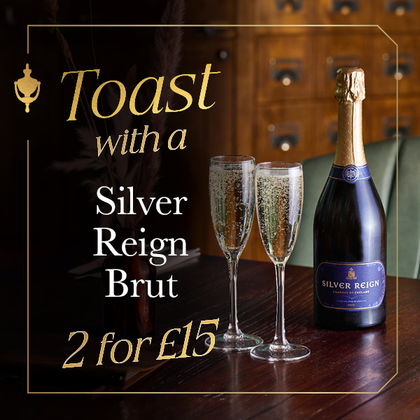 Two glasses of Silver Reign Brut Two glasses of Silver Reign Brut