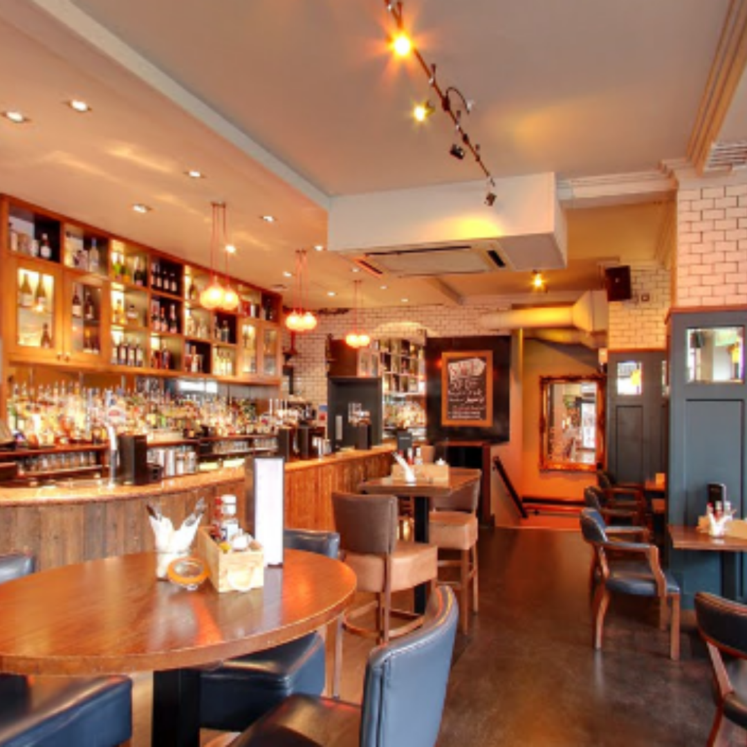 Cocktail Bar