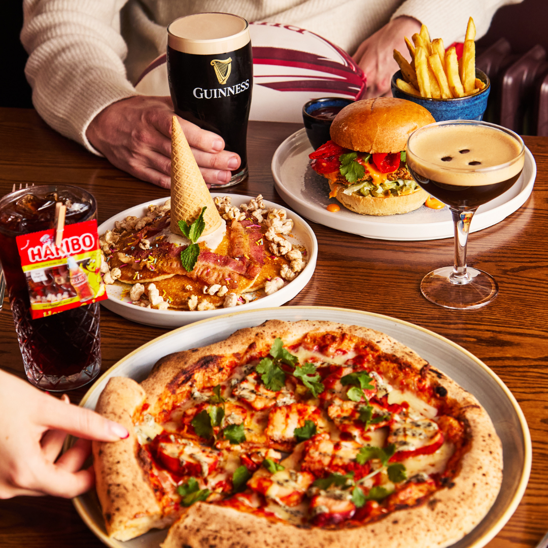 Bottomless Brunch at Social Pub & Kitchen