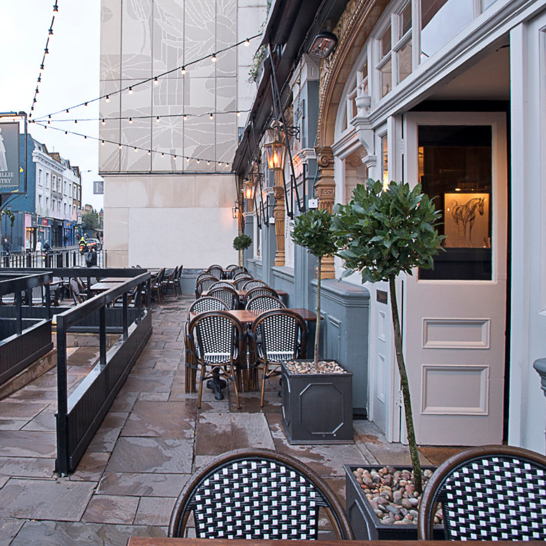 Outdoor Seating at Lillie Langtry Fulham