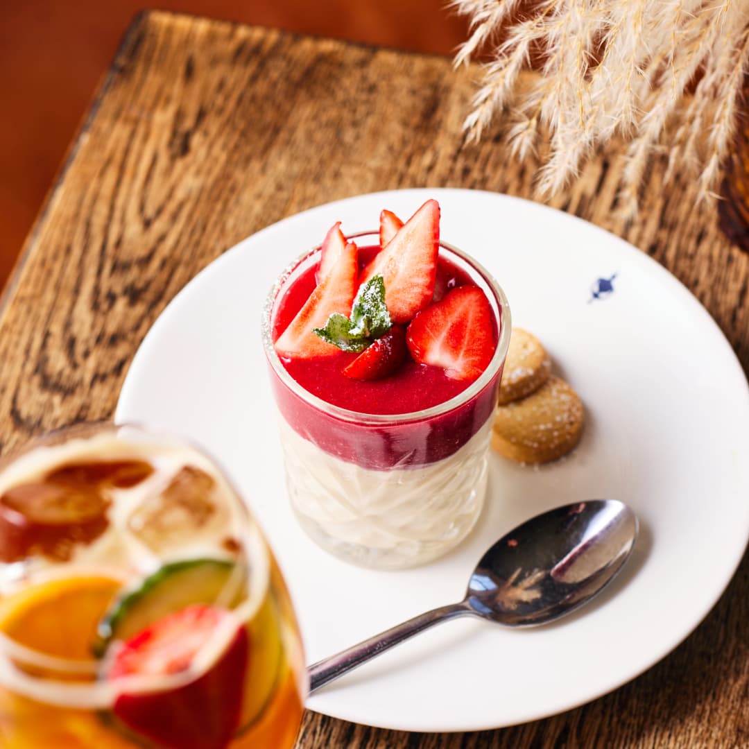 The Wimbledon Serve at Bonds Mayfair