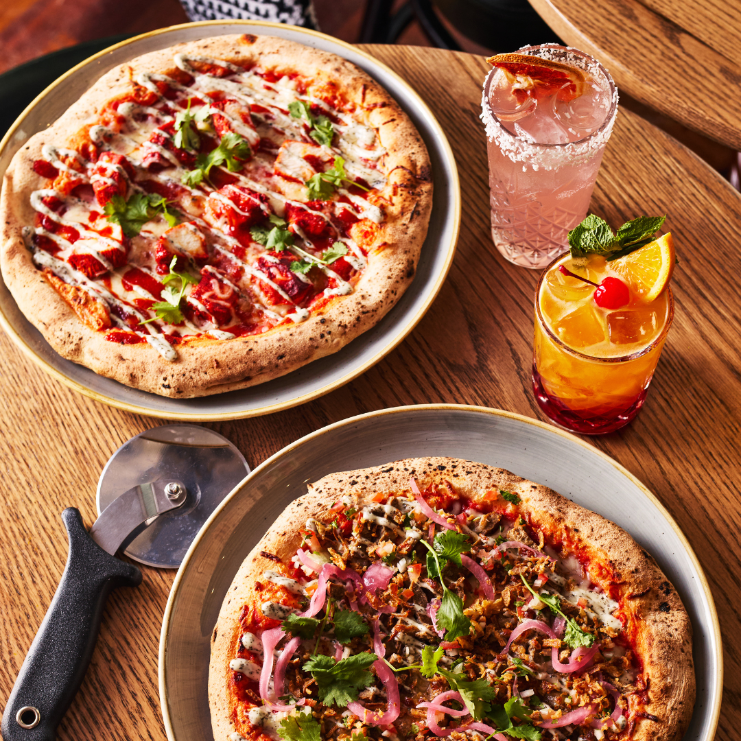 2 PIZZAS AND 2 COCKTAILS