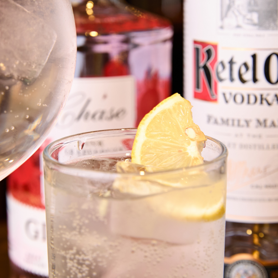 Watch Darts Live with a range of drinks