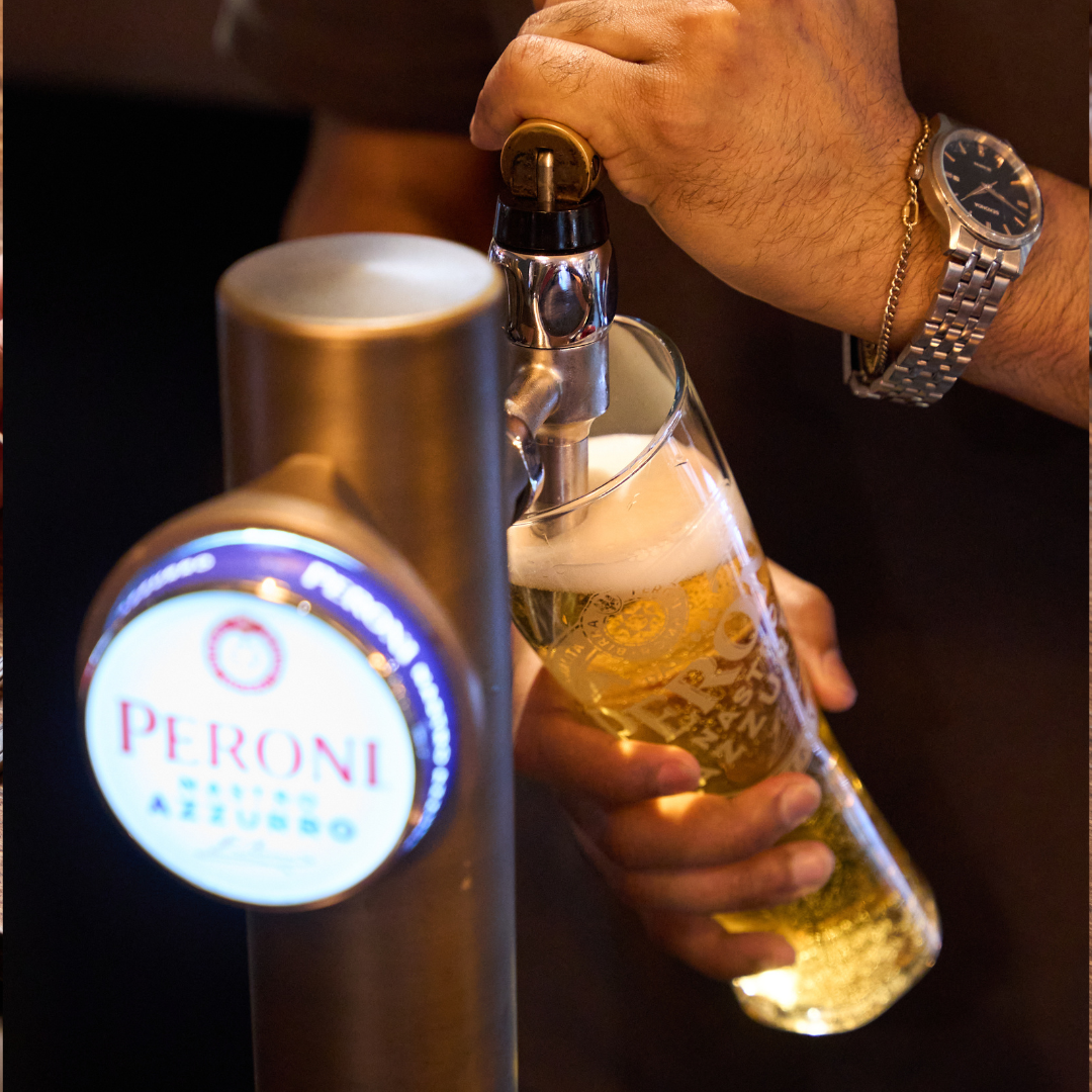 drinks for six nations at Tattershall Castle Whitehall