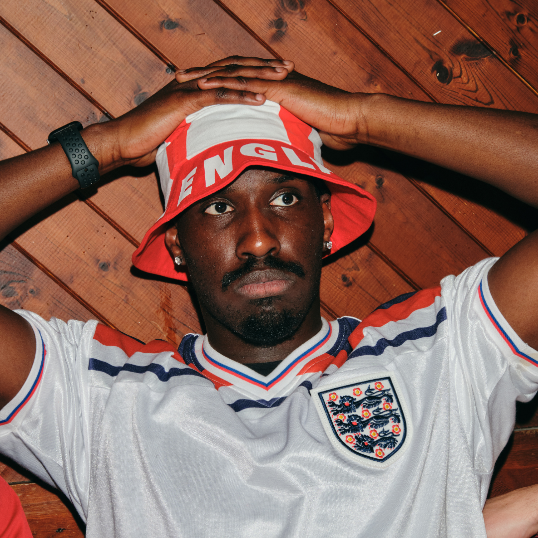 England fan in bucket hat