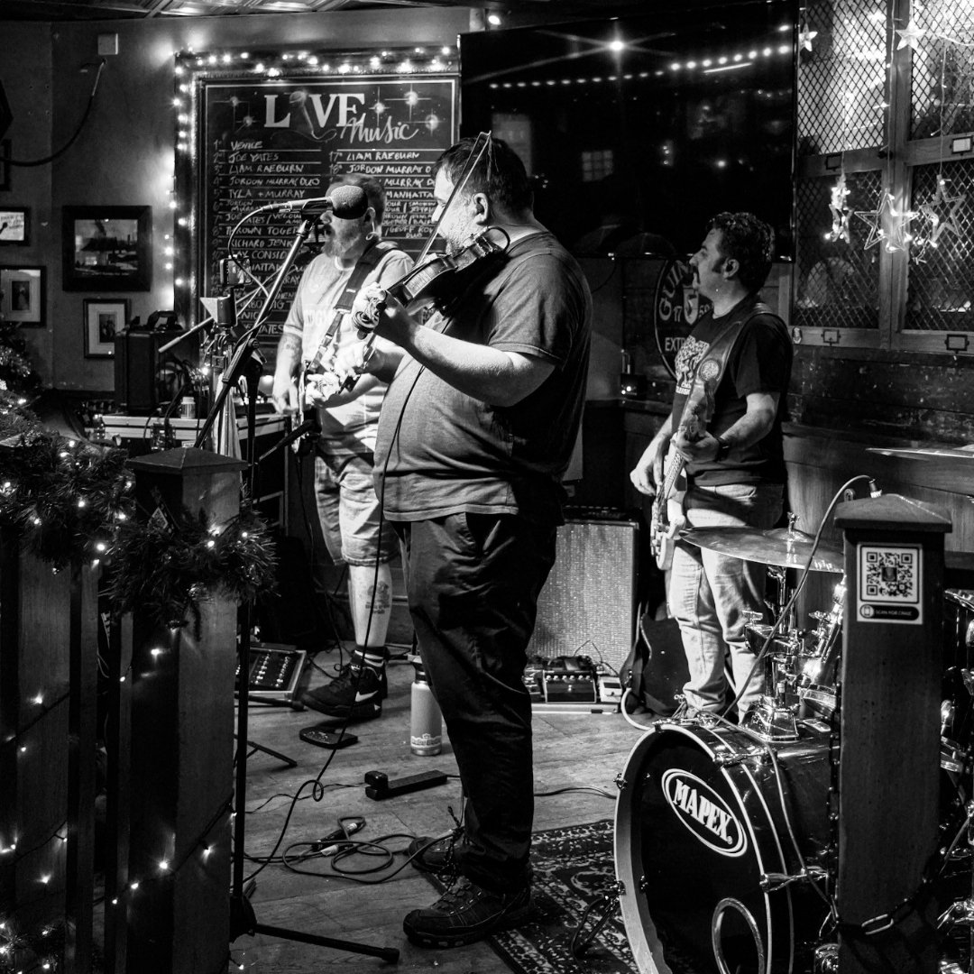 Live Music at Finnegans Wake Edinburgh