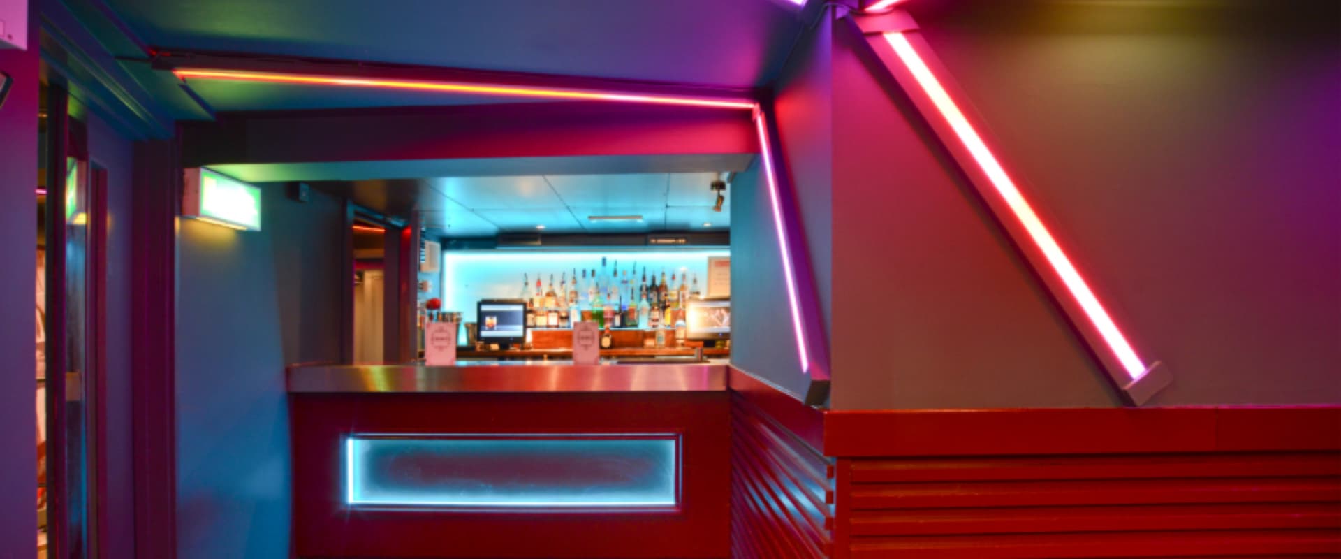 LA Club Bar