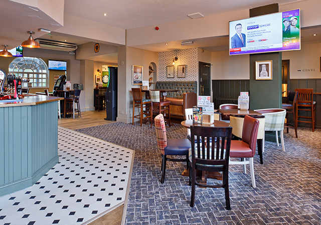 Red Lion Pubs In Wolverhampton Serving Pub Food