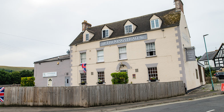 Kings Head Stonehouse Pub in Stonehouse