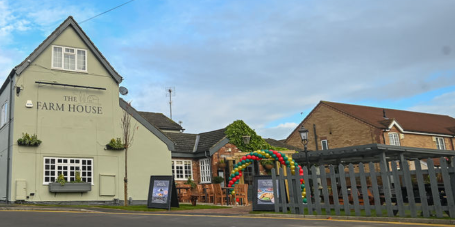 Exterior of Farmhouse New Waltham