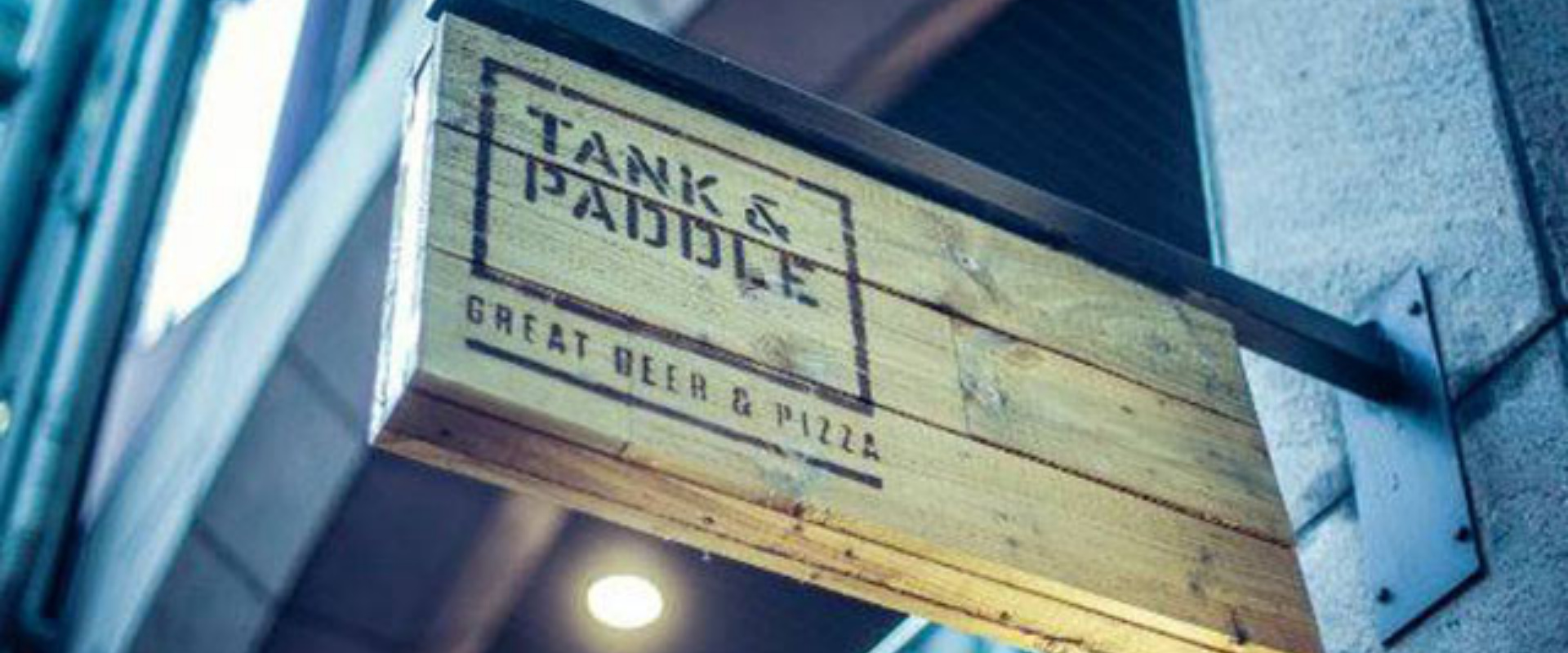 Tank & Paddle Sign