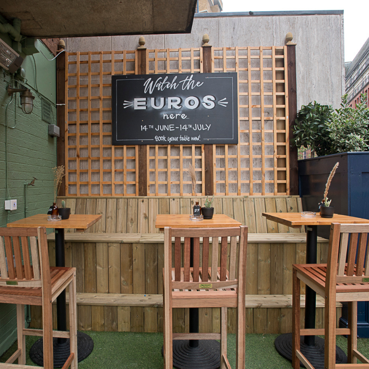 Pub Beer Garden in London