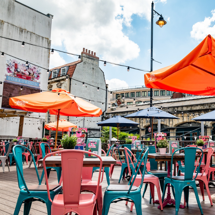 sunny Slug And Lettuce Bristol beer garden