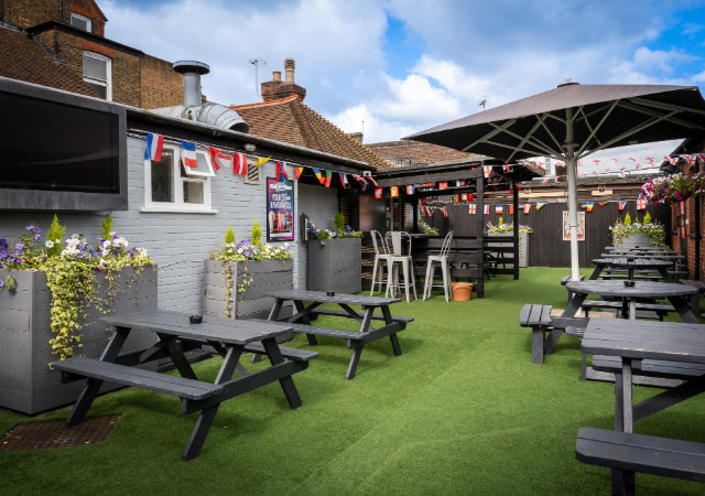 Beer Garden at Golden Lion Bexleyheath