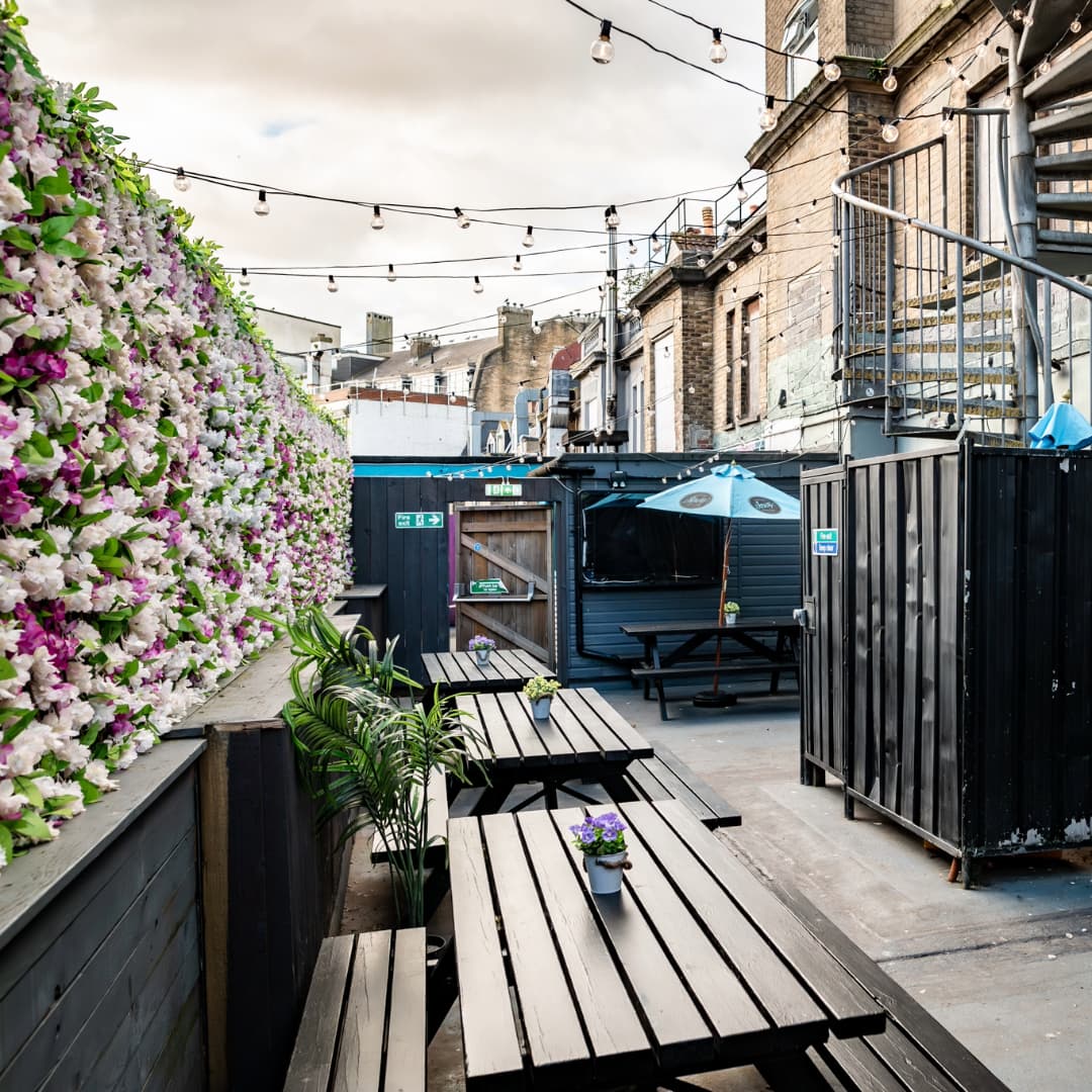 Felson's Bournemouth pub beer garden