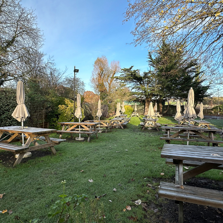 Pub Garden in Wickford