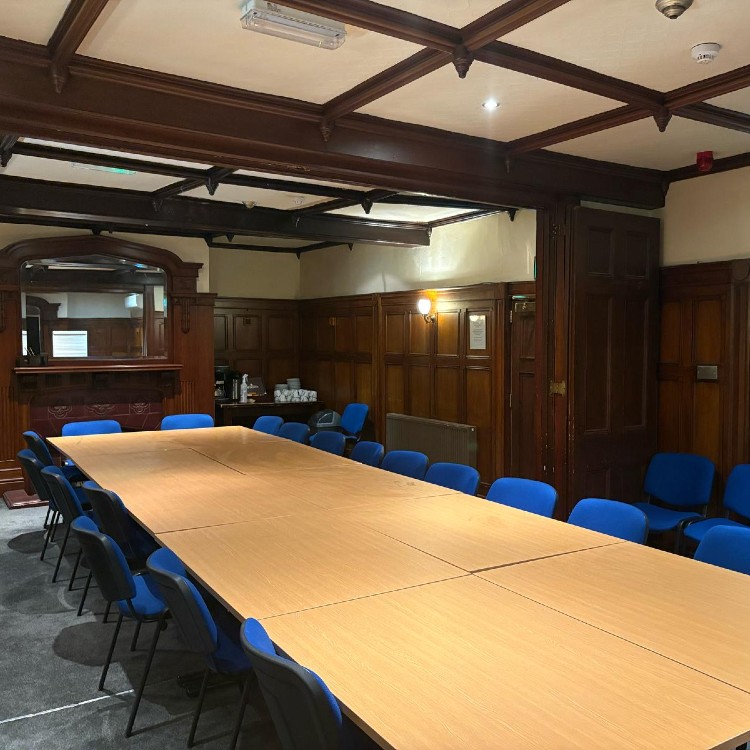 Private Hire Goddard Arms Swindon