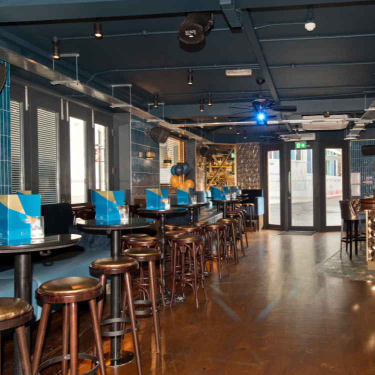 Private Hire Bars in Farringdon