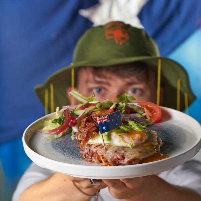 Aussie Parmi Aussie Parmi