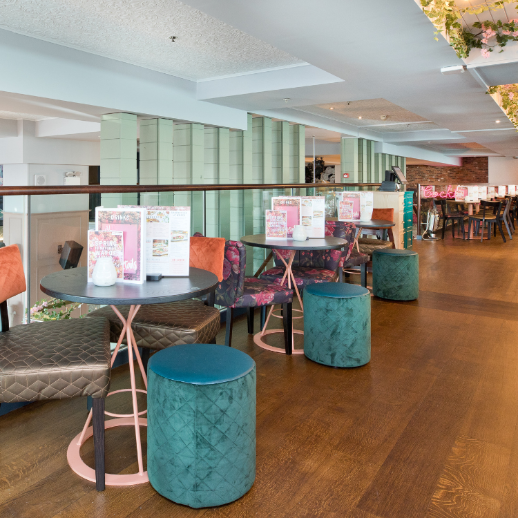 S&L Bristol Harbourside corner seating