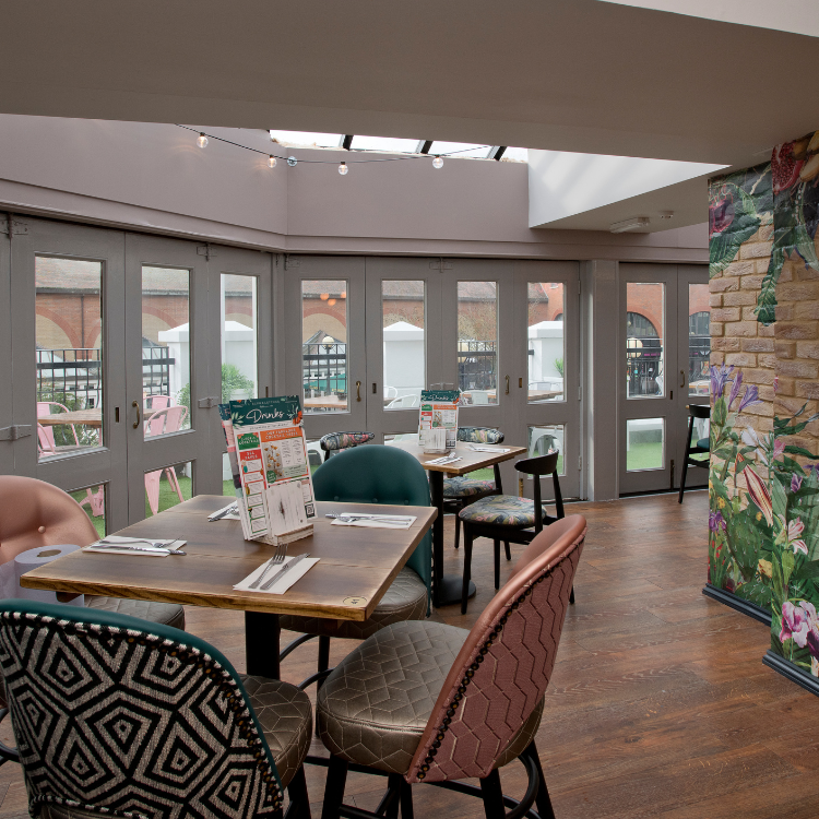 chelmsford private hire seating