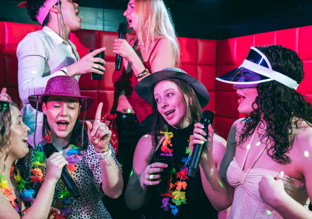 Retro Bars - Dancefloor