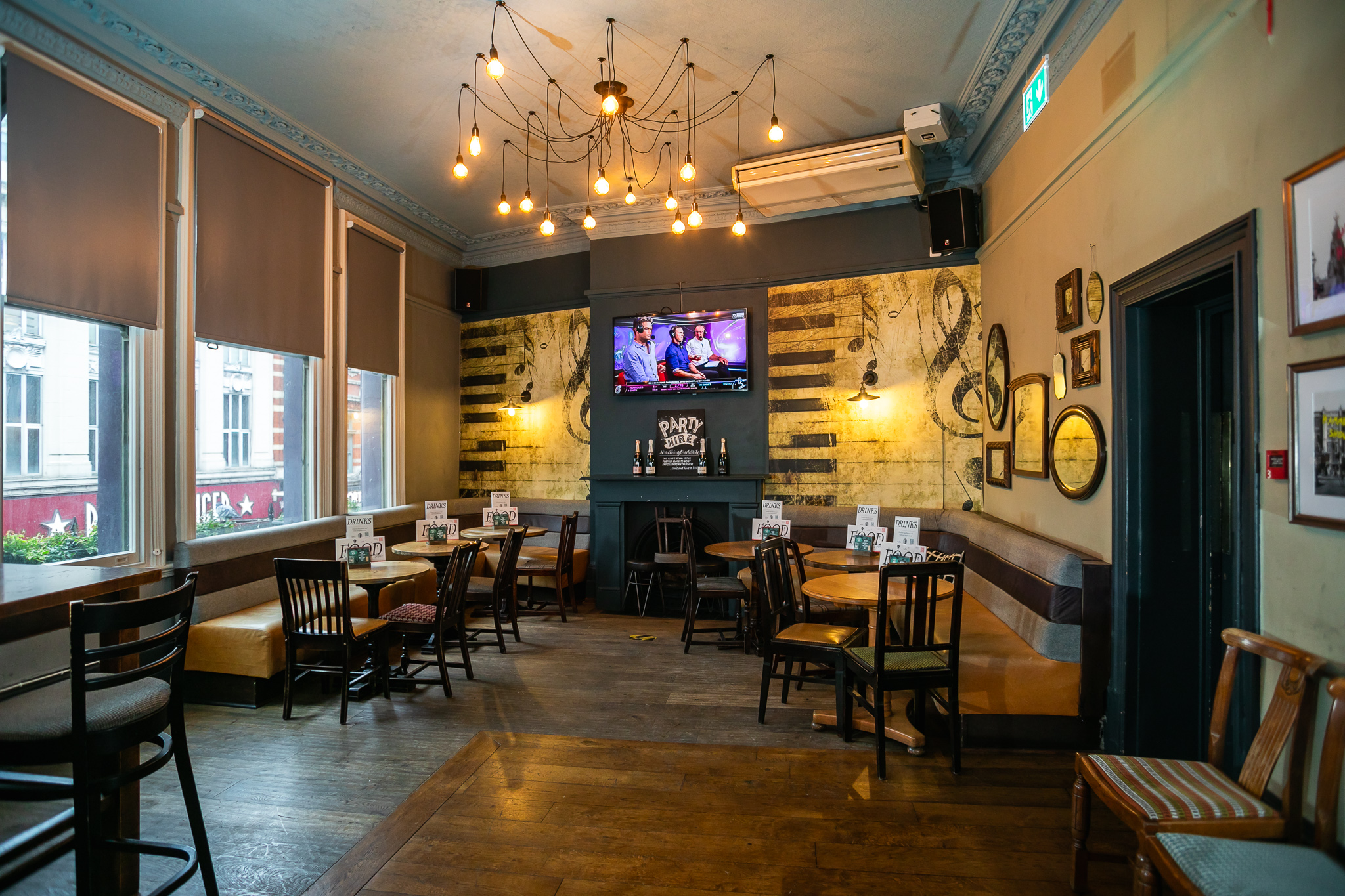 Private Hire at Hop Poles London