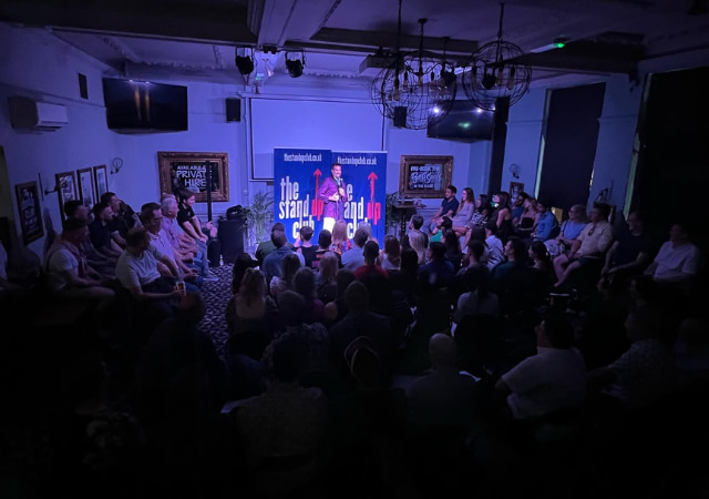 Stand-up comedy in Piccadilly Circus | Coach House Piccadilly