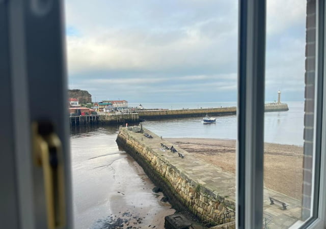 Hotels near Whitby Bay | Duke of York pub in Whitby