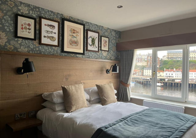 Bed and Breakfast near Whitby Harbour | Duke of York pub in Whitby