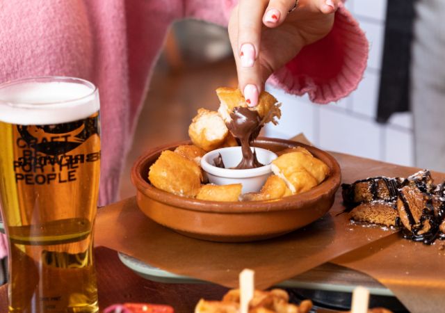 Pubs Near Me | Best Pubs in UK