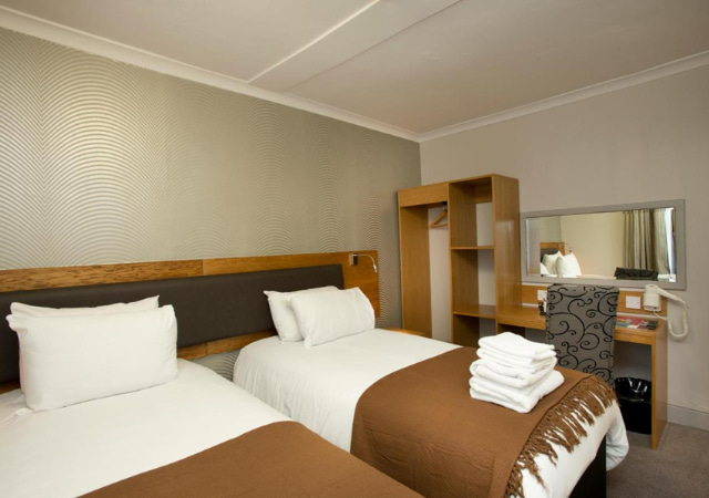 Goddard Arms Twin Room