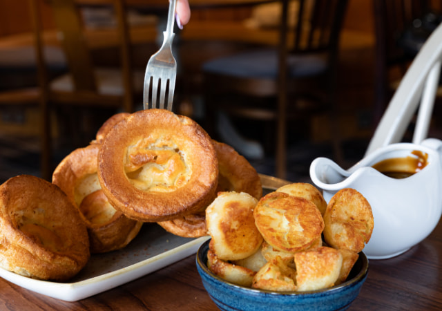 Classic Inns Sunday Roast unlimited Yorkshire puddings, roast potatoes and gravy Classic Inns Sunday Roast unlimited Yorkshire puddings, roast potatoes and gravy