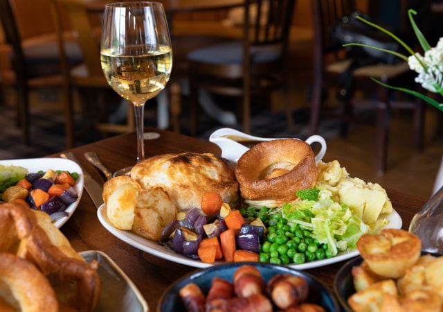 Classic Inns Veggie Sunday Roast Classic Inns Veggie Sunday Roast