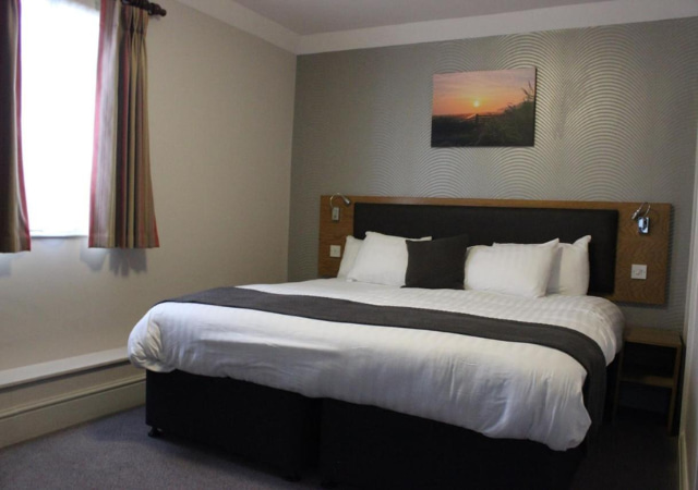 Ye Olde Griffin Double Room