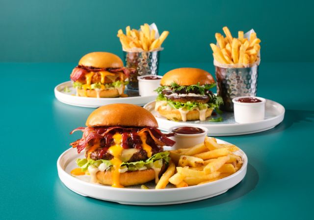 Delicious Burgers | Dinner at Slug & Lettuce