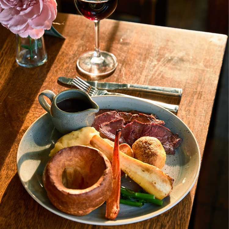 Sunday Roast | Heritage Pubs