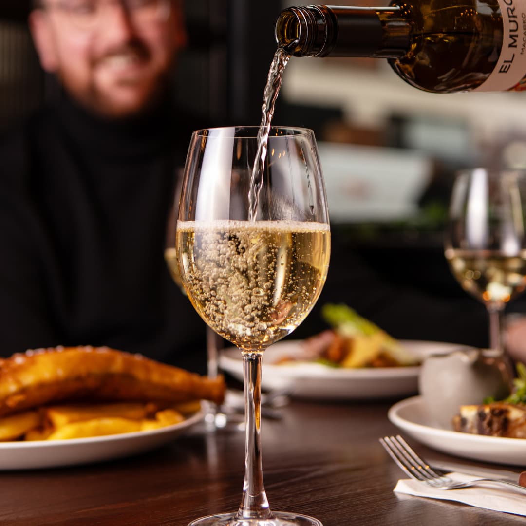 Complimentary Wine this May Bank Holiday in Lambeth