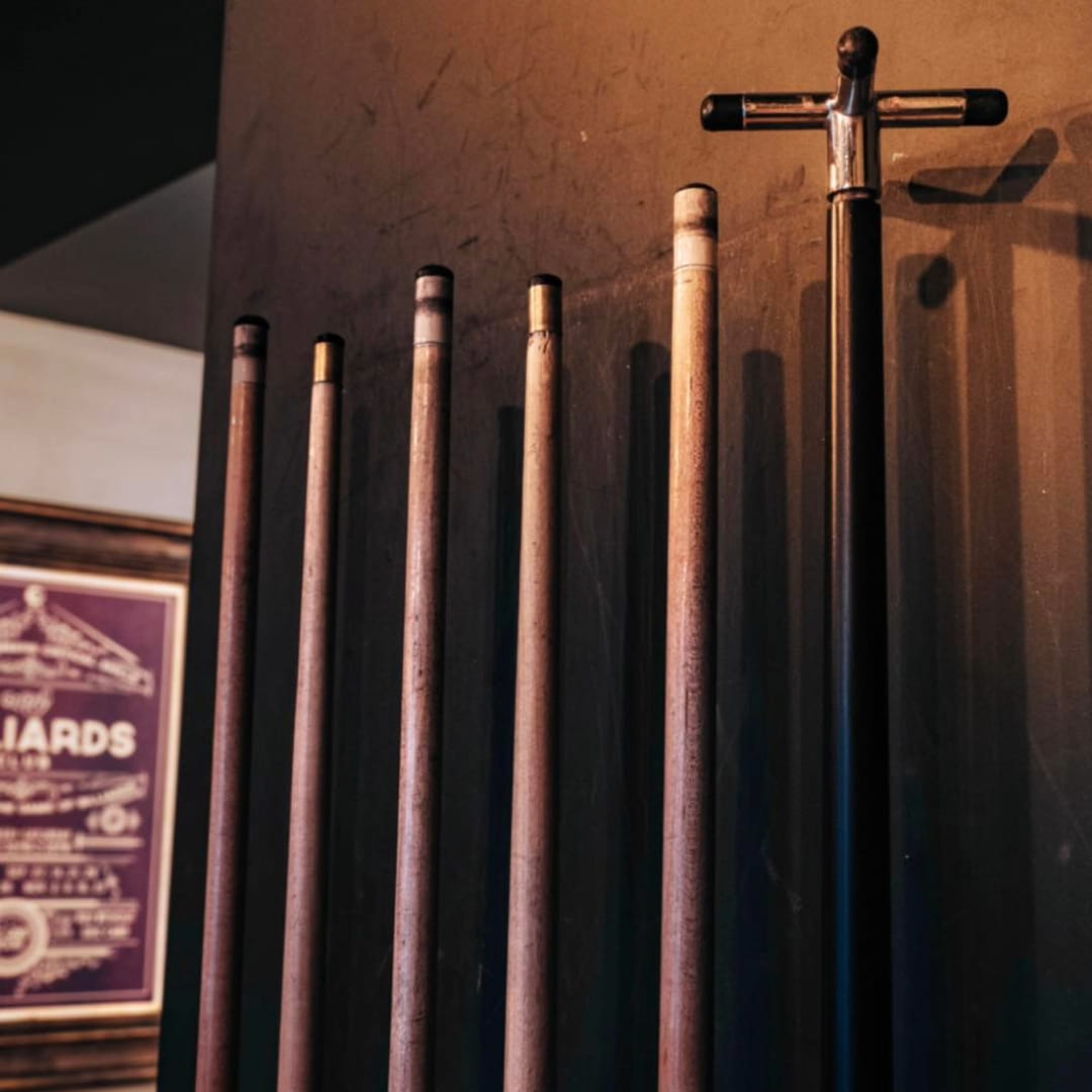 Pool cue at Felson's Bristol