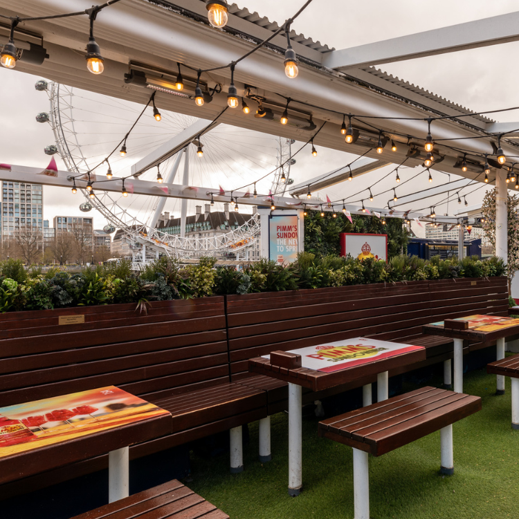 Pubsmiths with beer garden